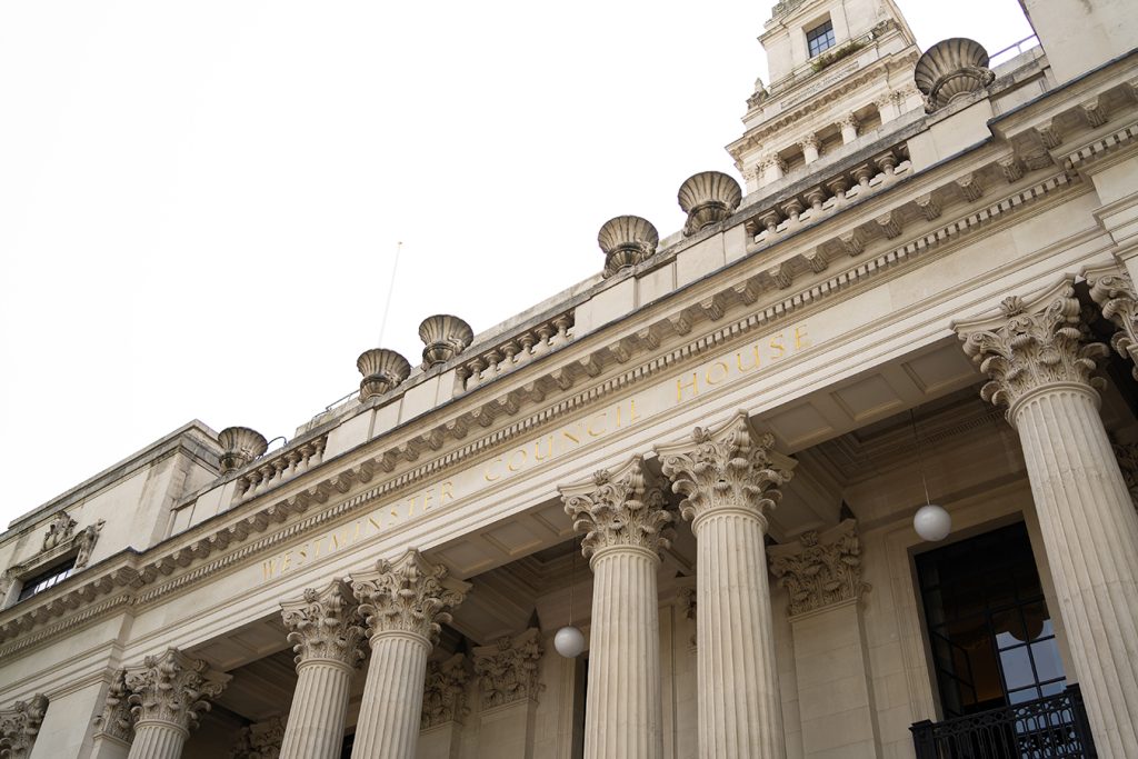 intimate wedding at the Old Marylebone Town Hall